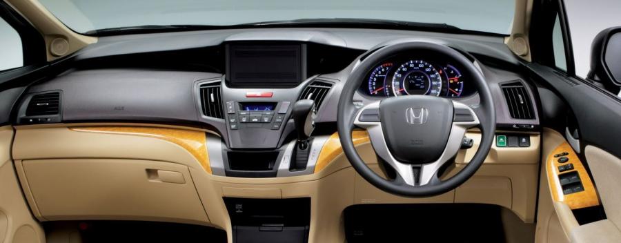  Honda Odyssey MPV 2008 года  (фото 15 из 22)